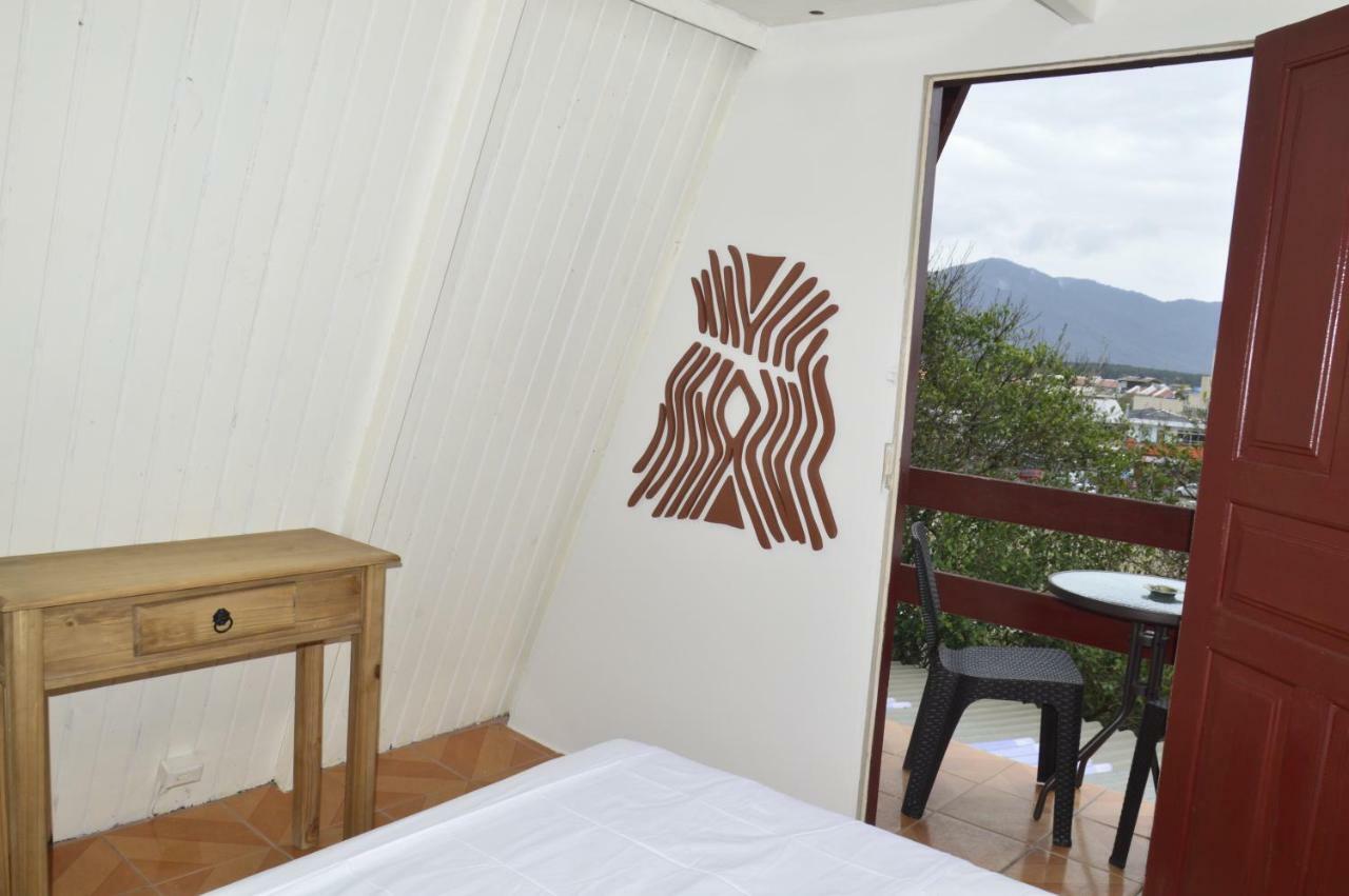 Floripa Backpackers Hostel Florianopolis Exterior photo